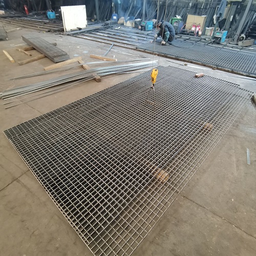 G303/30/100化工平臺鋼格板鋼格柵：安全保障