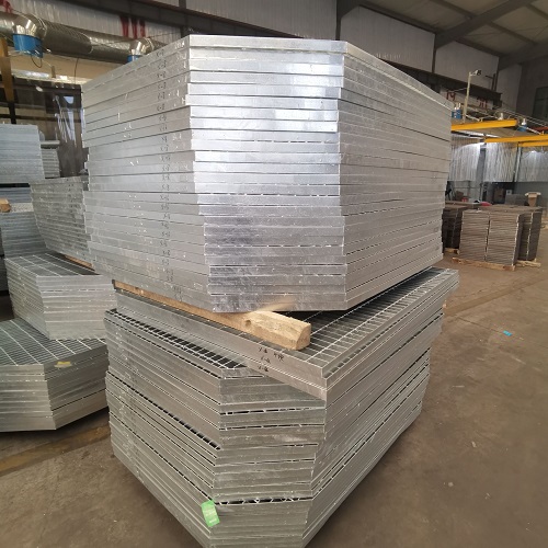 商業步行街鋼格柵：美觀與安全兼顧的鋪裝方案