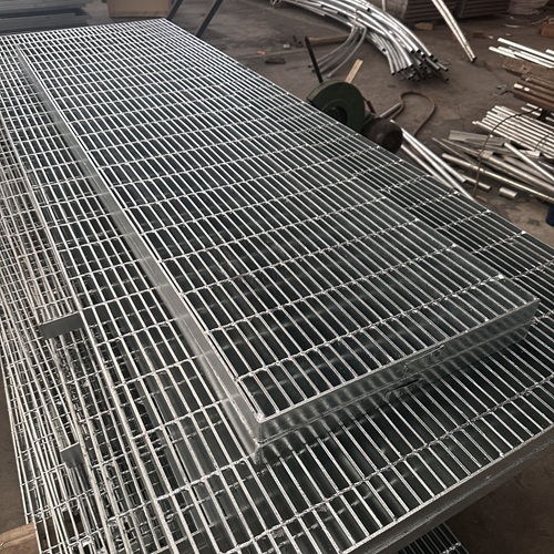 鋼格板熱鍍鋅技術好在哪？防腐耐用的核心